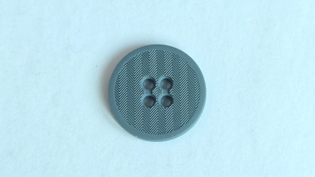 Herringbone four-hole button appearance image
