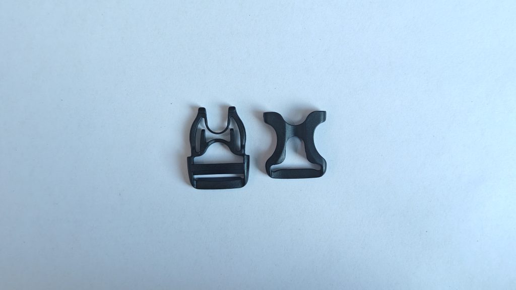  side-release buckle 