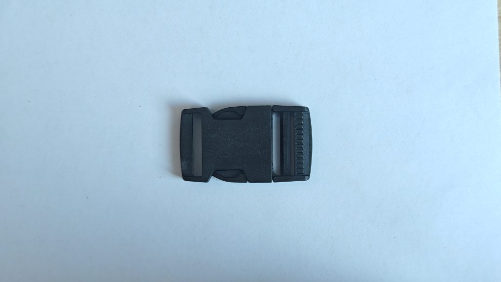 Side release buckle with wide-face side-release adjustment structure, product photo 1