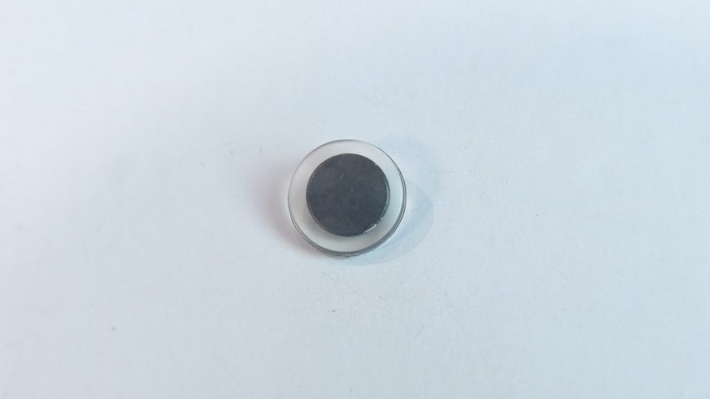 Round insert snap button cap product photo