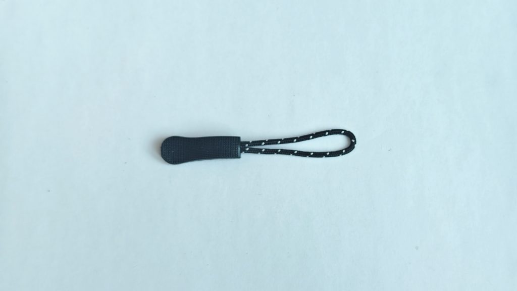 Zipper cord, elongated fine-ribbed grip, product photo 1