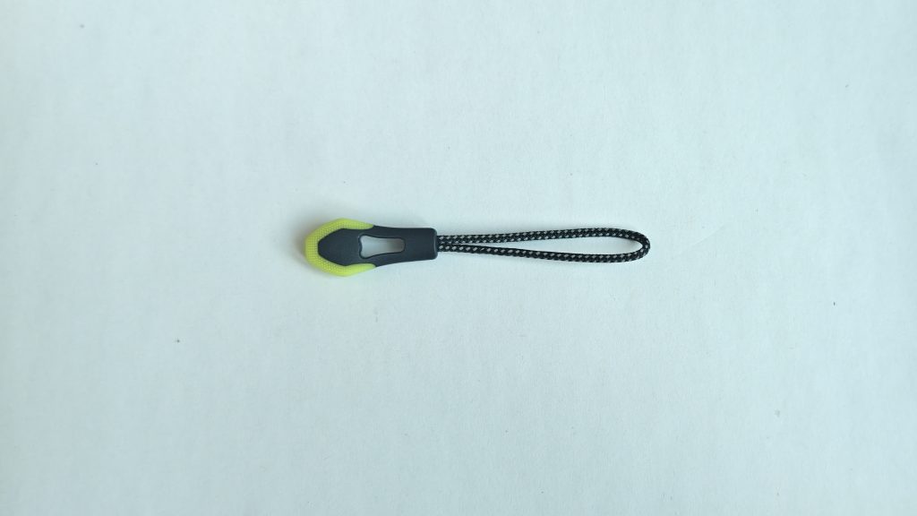  Zipper pull cord 